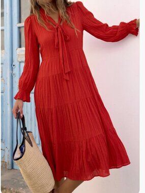 Zara NWT Red Crinkle Pleated Midi Dress Long Sleeve V-Neck Women's Size M